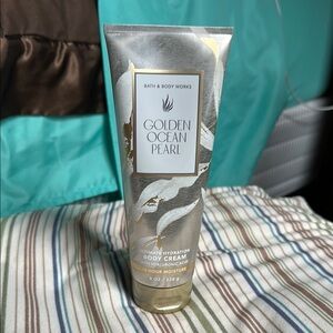 Bath & Body Works Golden Ocean Pearl Body Cream